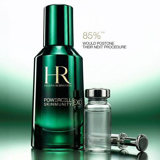Powercell Skinmunity [EXO] Serumflesje met een klinisch flesje, waaruit blijkt dat 85% van de gebruikers een huidbehandeling zou uitstellen.