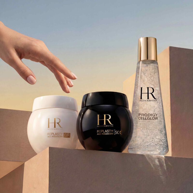 Helena Rubinstein Replasty-potten en Prodigy Cellglow op treden.​
